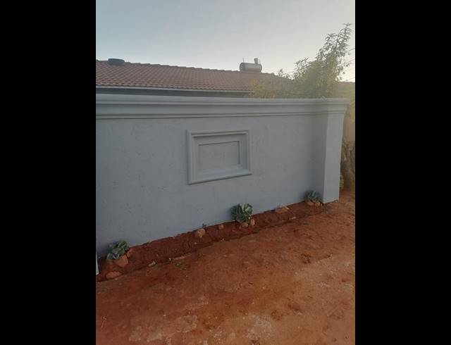 2 BEDROOM HOUSE FOR SALE IN LEHAE